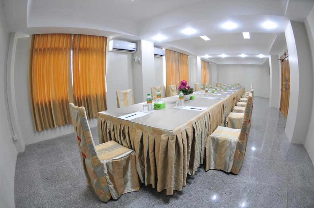 Shwe Phyu Hotel Mandalay Extérieur photo