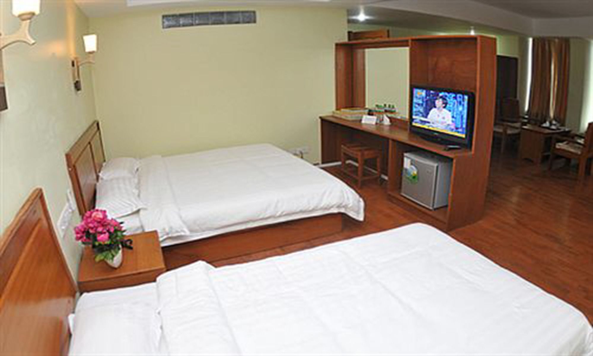 Shwe Phyu Hotel Mandalay Extérieur photo