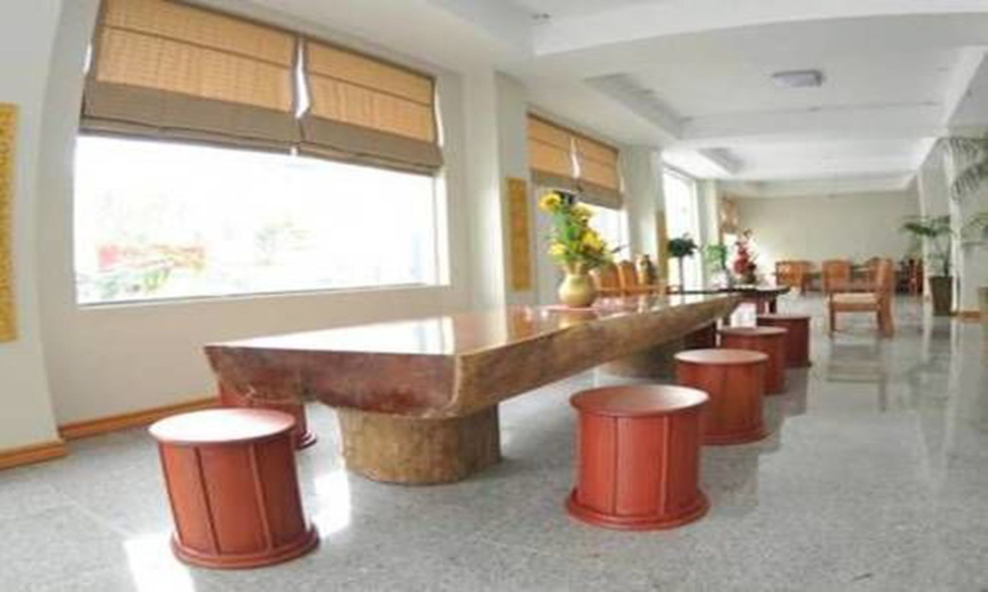 Shwe Phyu Hotel Mandalay Extérieur photo